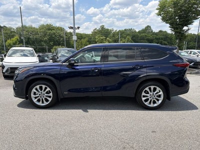 2022 Toyota Highlander Hybrid Limited