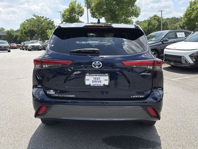 2022 Toyota Highlander Hybrid Limited