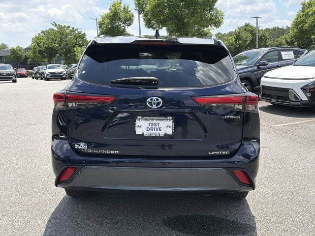2022 Toyota Highlander Hybrid Limited