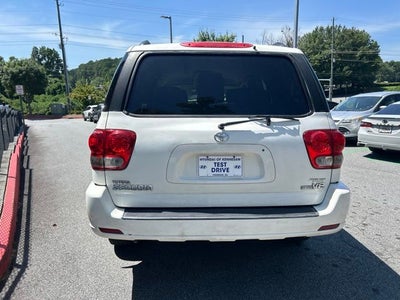 2005 Toyota Sequoia SR5