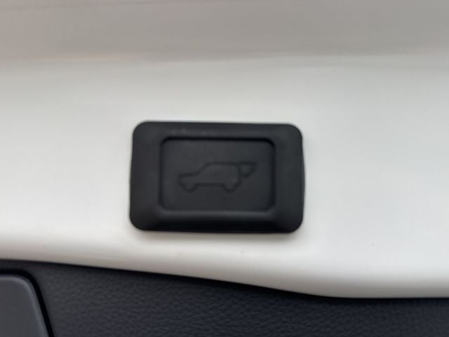 2025 Toyota RAV4 Hybrid XSE