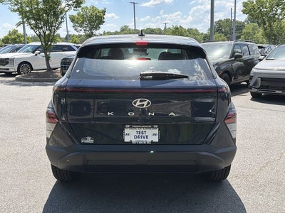 2026 Hyundai Kona SE FWD