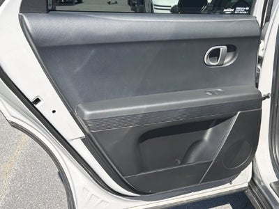 2024 Hyundai IONIQ 5 SE Standard Range