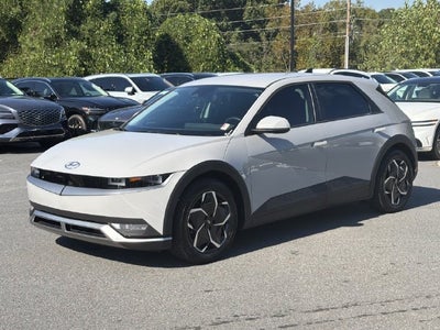2024 Hyundai IONIQ 5 SE Standard Range