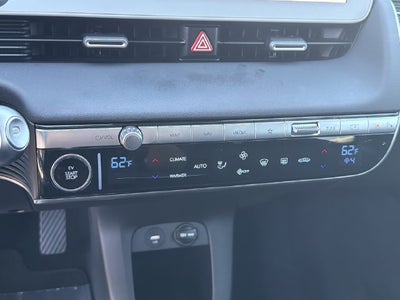2024 Hyundai IONIQ 5 SE Standard Range