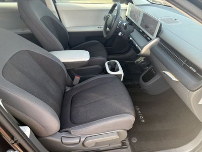 2024 Hyundai IONIQ 5 SE