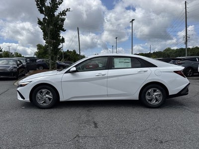 2026 Hyundai Elantra SE