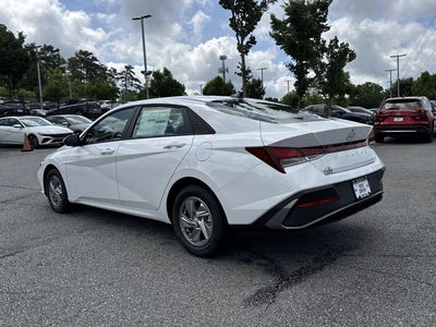 2026 Hyundai Elantra SE