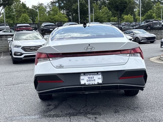 2026 Hyundai Elantra SE