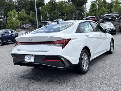 2026 Hyundai Elantra SE