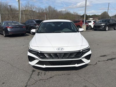 2026 Hyundai Elantra SE
