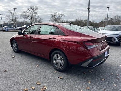 2026 Hyundai Elantra SE