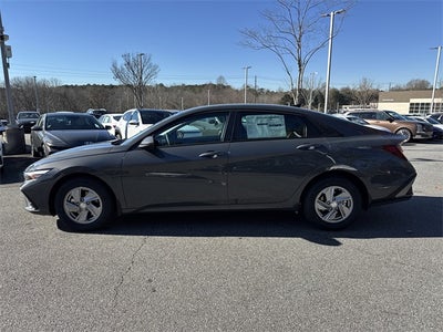 2026 Hyundai Elantra SE