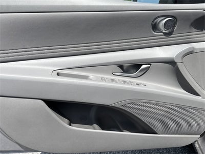 2025 Hyundai Elantra Hybrid SEL Sport