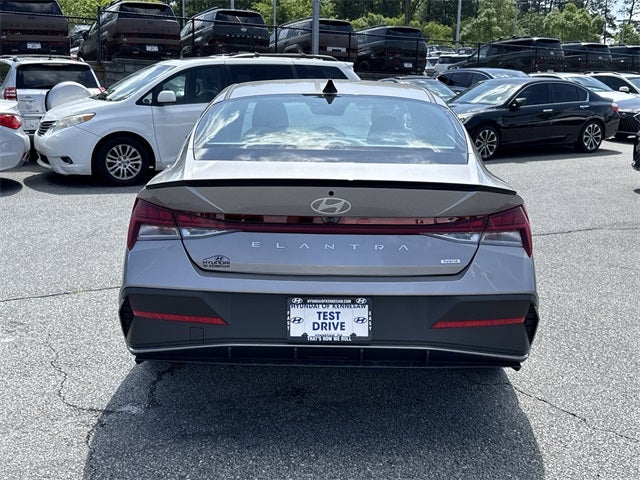 2025 Hyundai Elantra Hybrid SEL Sport