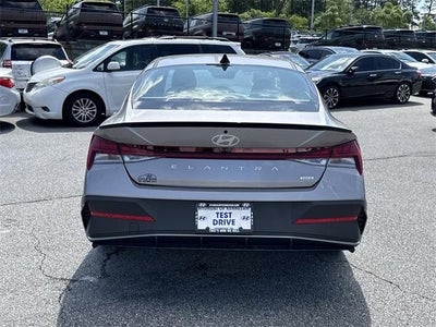 2025 Hyundai Elantra Hybrid SEL Sport