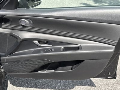 2023 Hyundai Elantra Hybrid Limited