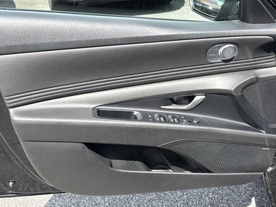 2023 Hyundai Elantra Hybrid Limited