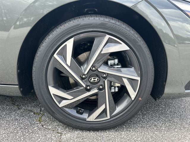 2026 Hyundai Elantra Hybrid Limited