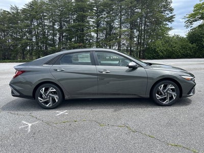 2026 Hyundai Elantra Hybrid Limited