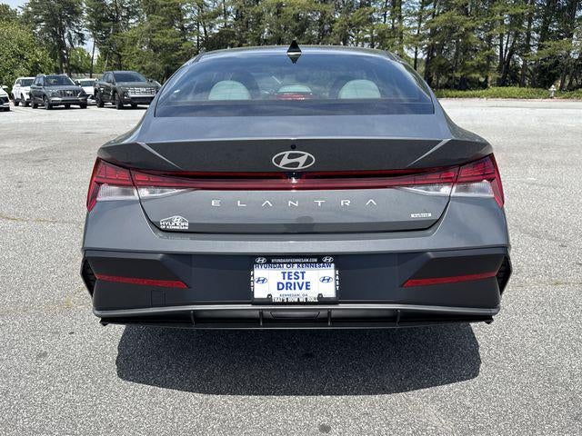 2026 Hyundai Elantra Hybrid Limited