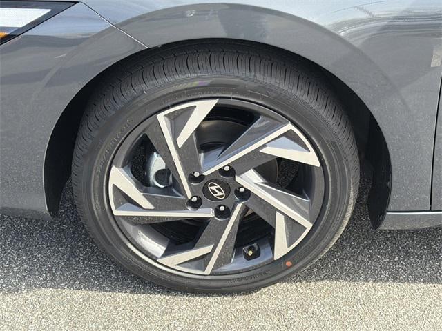 2026 Hyundai Elantra Hybrid Limited