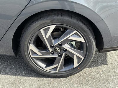 2026 Hyundai Elantra Hybrid Limited