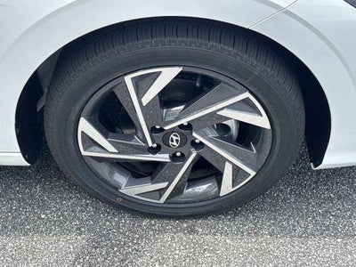2026 Hyundai Elantra Hybrid Limited