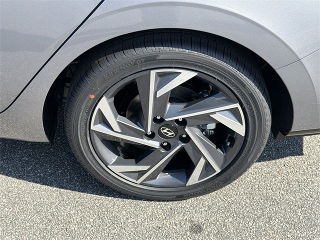 2026 Hyundai Elantra Hybrid Limited