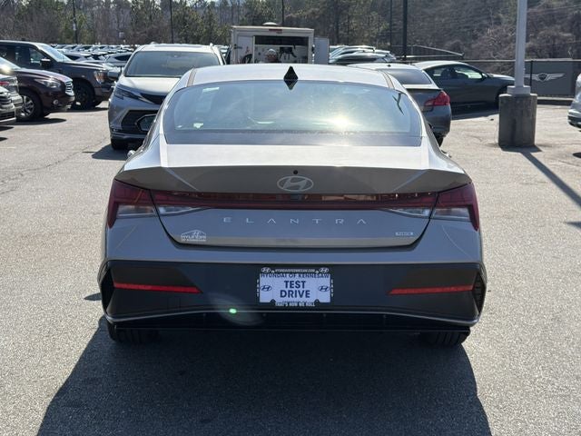 2026 Hyundai Elantra Hybrid Limited