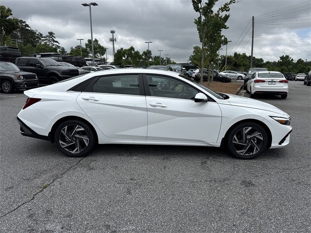 2025 Hyundai Elantra Hybrid Limited