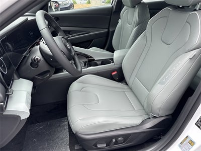 2025 Hyundai Elantra Hybrid Limited