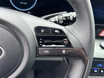 2025 Hyundai Elantra Hybrid Limited