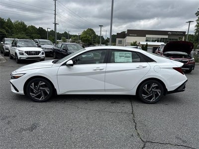 2025 Hyundai Elantra Hybrid Limited