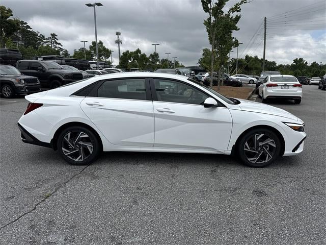 2025 Hyundai Elantra Hybrid Limited