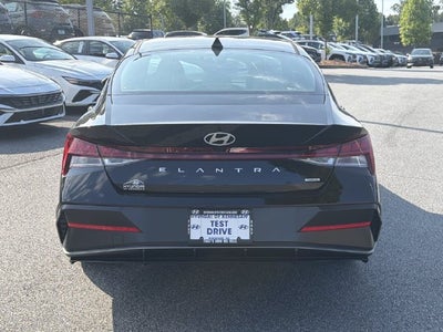 2026 Hyundai Elantra Hybrid Limited