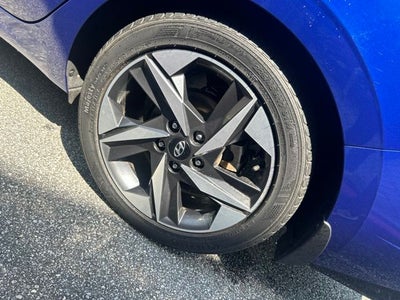 2022 Hyundai Elantra Limited