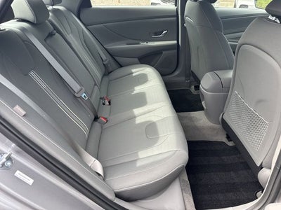 2025 Hyundai Elantra SEL Convenience