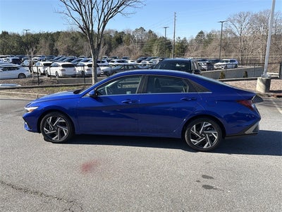 2025 Hyundai Elantra SEL Convenience