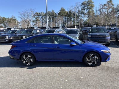 2025 Hyundai Elantra SEL Convenience
