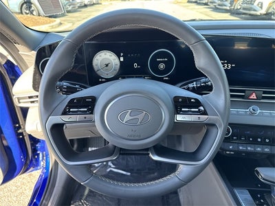 2025 Hyundai Elantra SEL Convenience