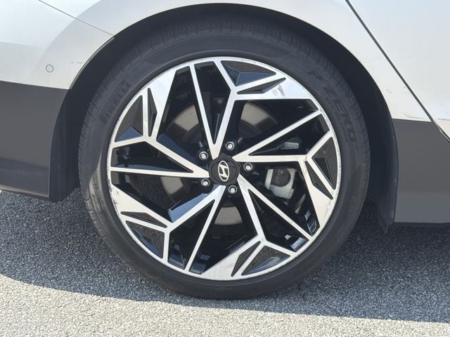 2023 Hyundai IONIQ 6 Limited