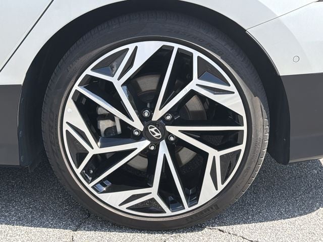 2023 Hyundai IONIQ 6 Limited
