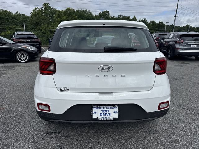 2026 Hyundai Venue SE