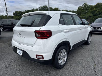 2026 Hyundai Venue SE