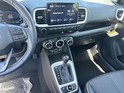 2026 Hyundai Venue SEL w/Two-Tone Roof