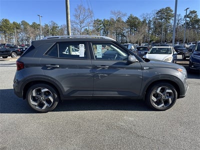 2025 Hyundai Venue SEL