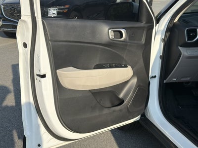 2021 Hyundai Venue SEL