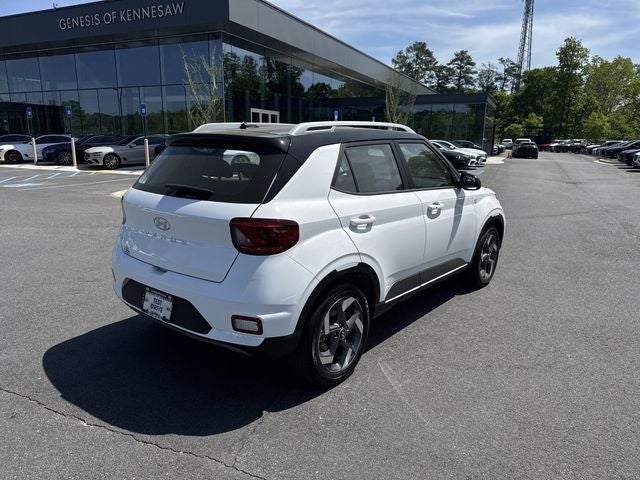 2026 Hyundai Venue SEL w/Two-Tone Roof