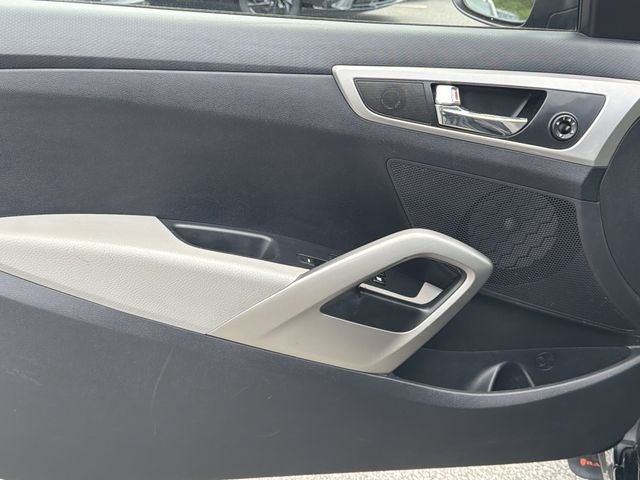 2013 Hyundai Veloster Base w/Gray